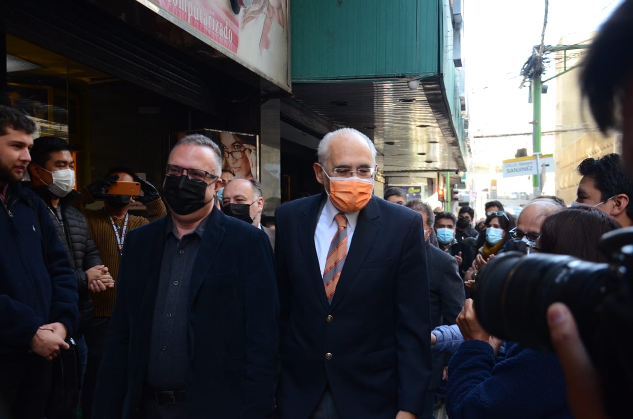 Caso Golpe I: Diputado Alarcón se presentó a declarar en la Fiscalía, pero no respondió ninguna pregunta