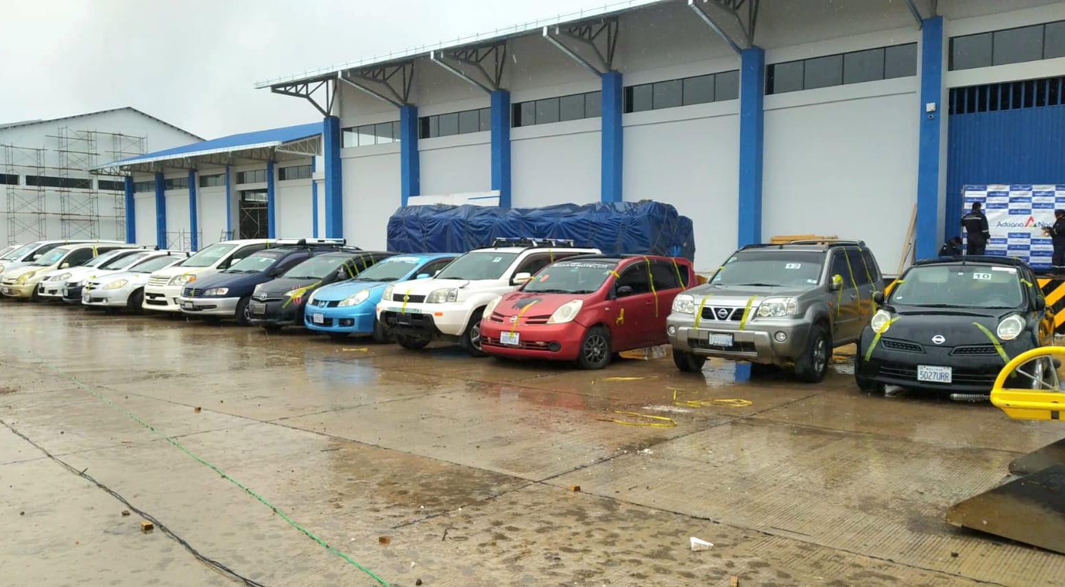 Aduana comisa 22 vehículos indocumentados valuados en Bs 2 millones en Potosí y Chuquisaca