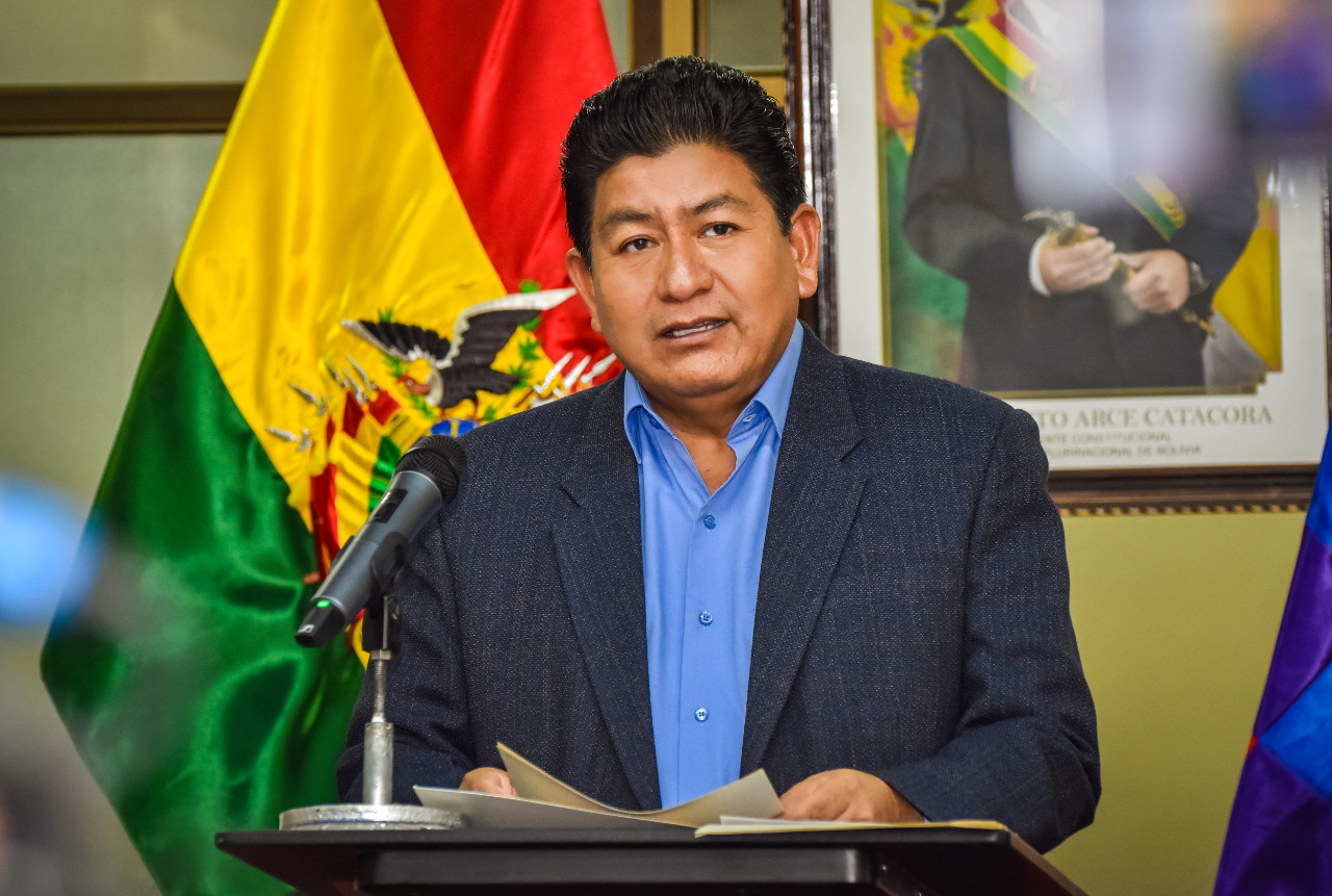 Ministro Montaño demanda a Comisión del Senado viabilizar crédito de $us 50 millones para La Paz