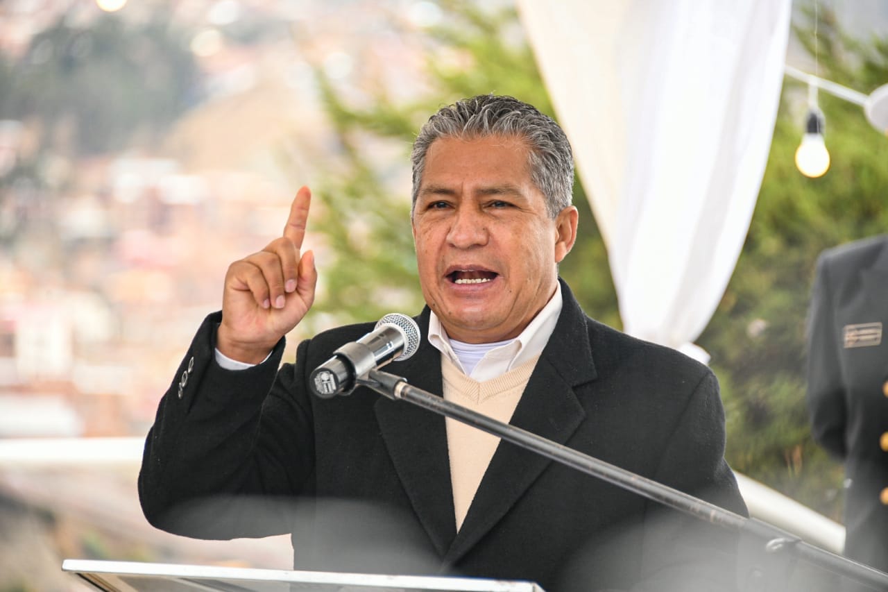 Defensa coordina con Obras Públicas, Naabol y DGAC puesta en operaciones de los radares