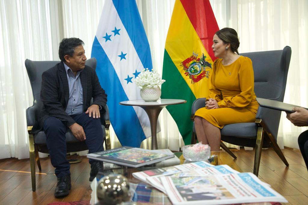 Honduras interesada en conocer manejo de la economía y fortalecimiento del boliviano