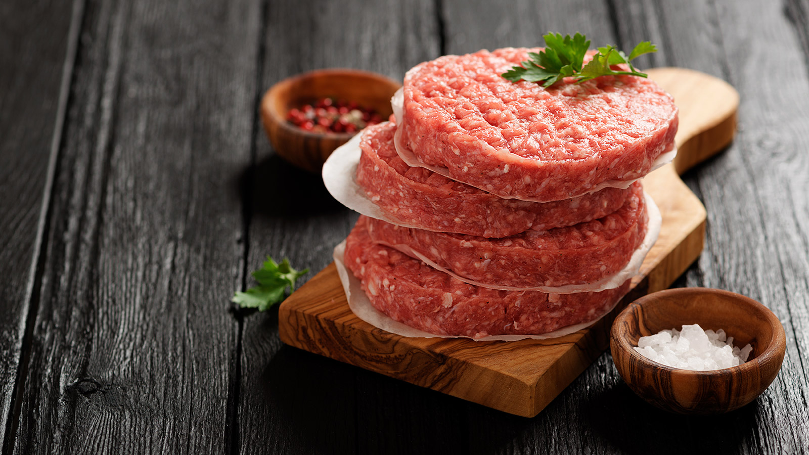 La gigante McDonald's en Perú y Ecuador demanda hamburguesas de res bolivianas