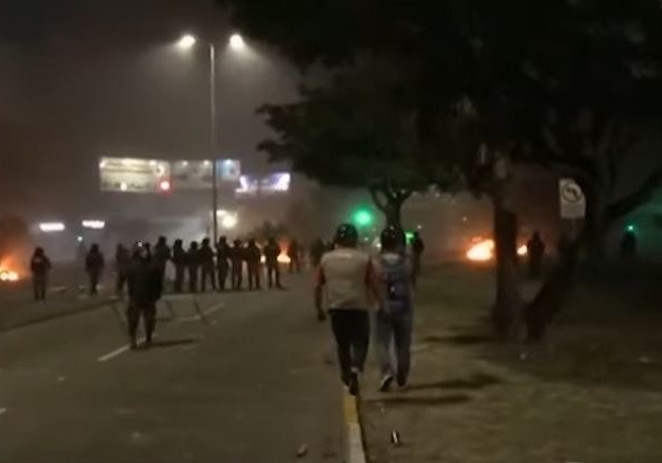 Ministro Lima insta a resolver la situación de Camacho en los tribunales y no en las calles