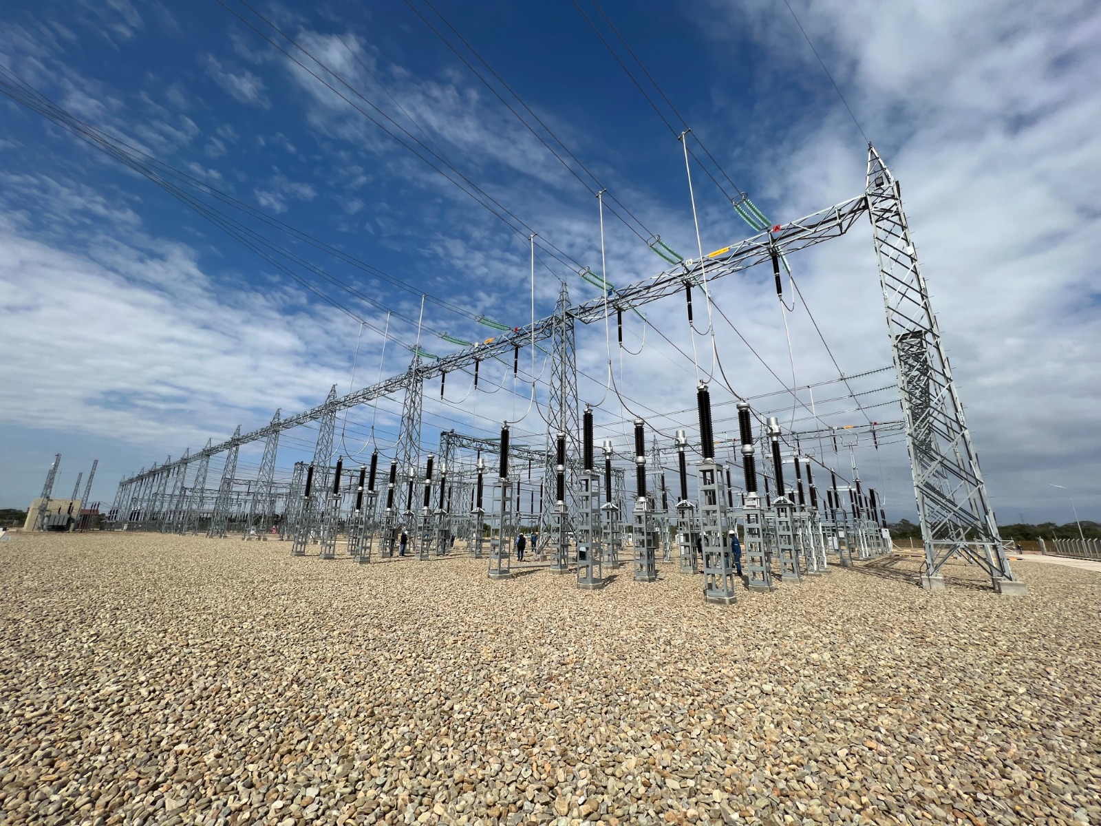 Empresas del sector industrial pagan una tarifa eléctrica más baja que la categoría domiciliaria