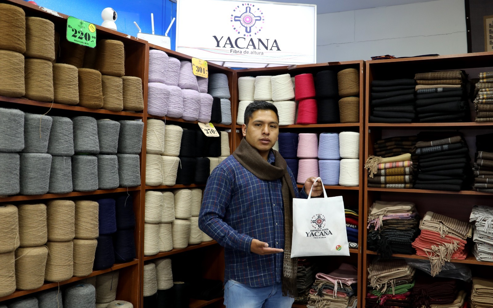 Por el Día del Padre, Yacana oferta prendas 100% de fibra de alpaca desde Bs 110 