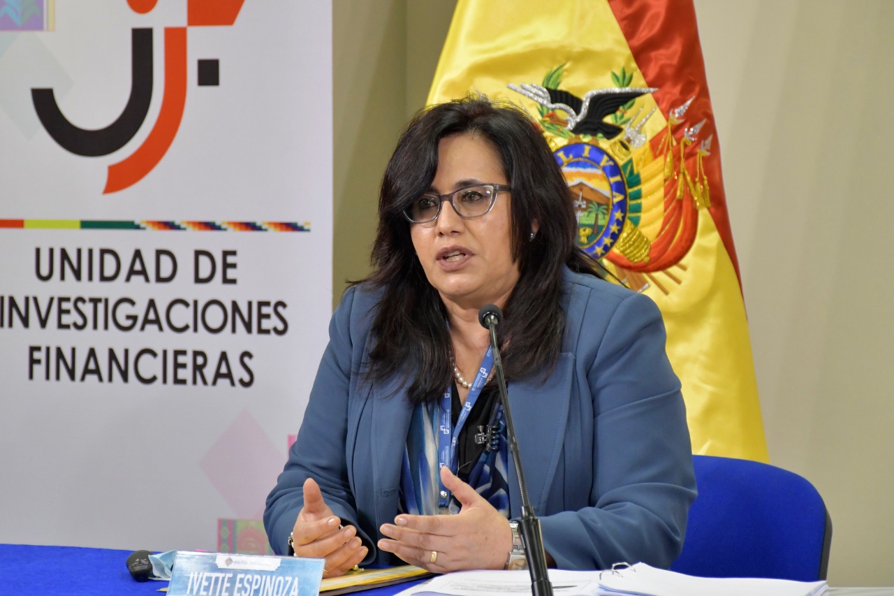 Espinoza: El sistema financiero nacional es “suficientemente solvente” y puede absorber los depósitos y cartera del Banco Fassil