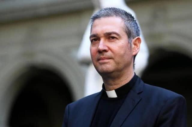 Pederastia: Víctimas y exalumnos del Colegio Juan XXIII rechazan investigaciones del enviado del Papa