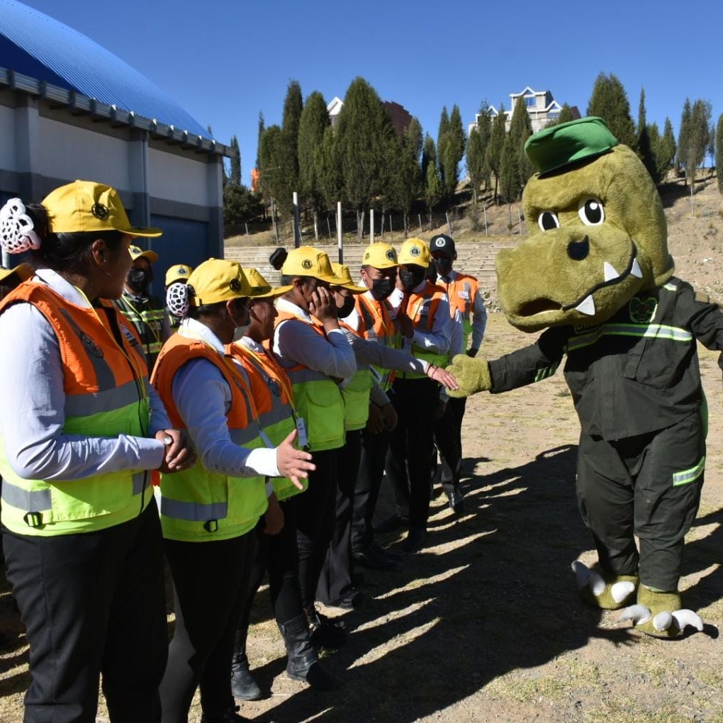 Más de 1.000 niños y niñas participan de las Brigadas Escolares de Seguridad en El Alto