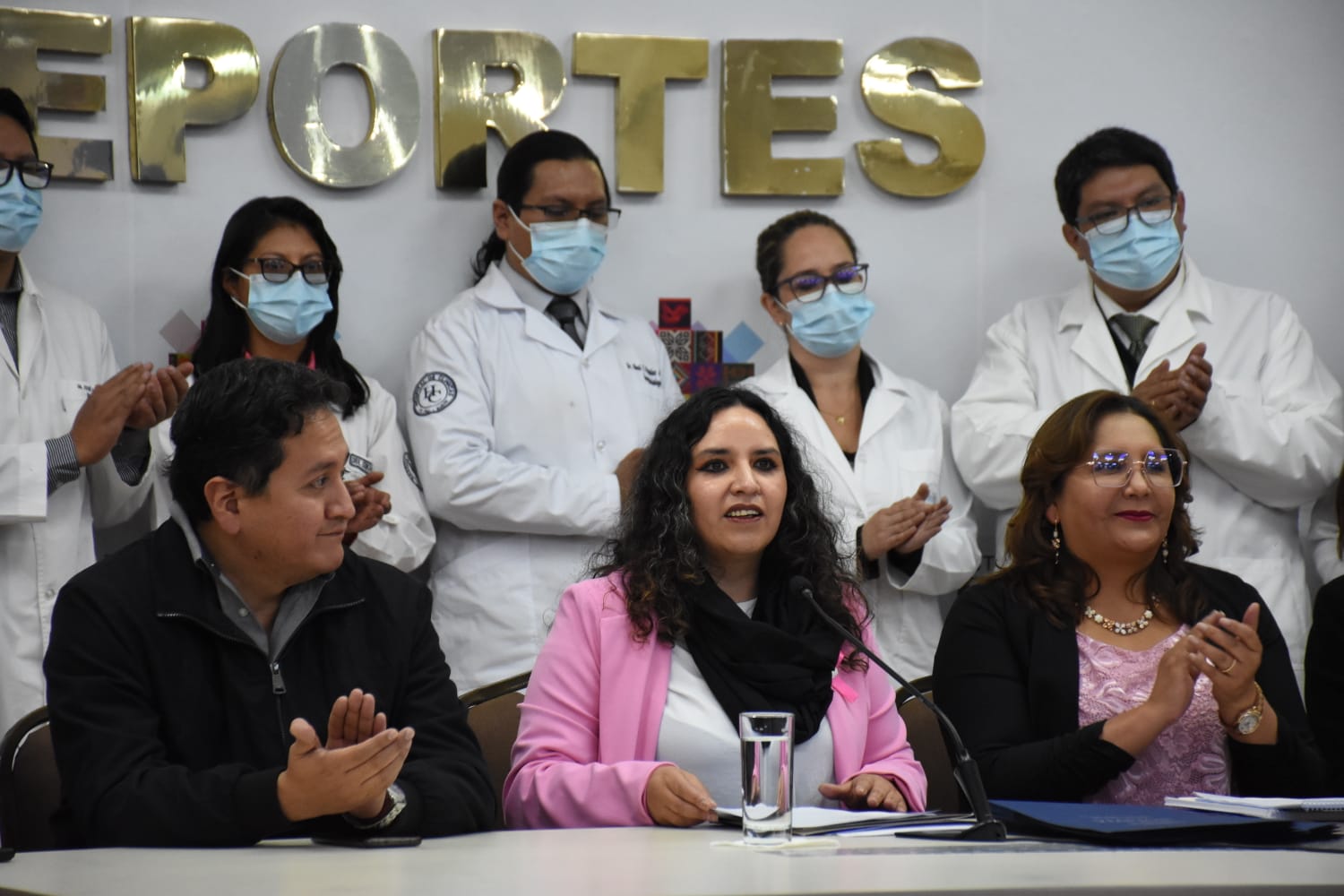 Salud descarta por el momento declarar séptima ola por Covid-19 y pide reforzar la bioseguridad contra los resfríos