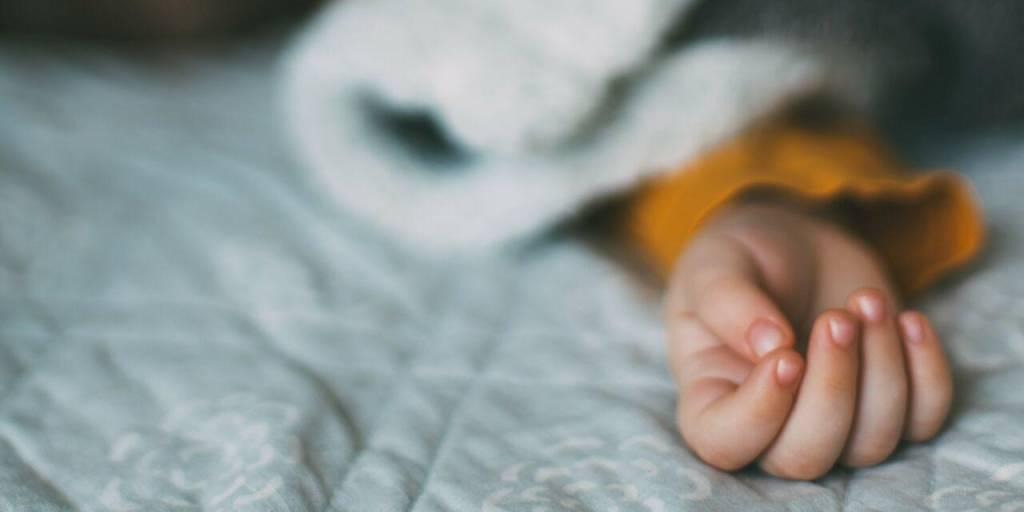 Fiscalía investiga el presunto infanticidio de una menor de dos años, la madre es la principal sospechosa