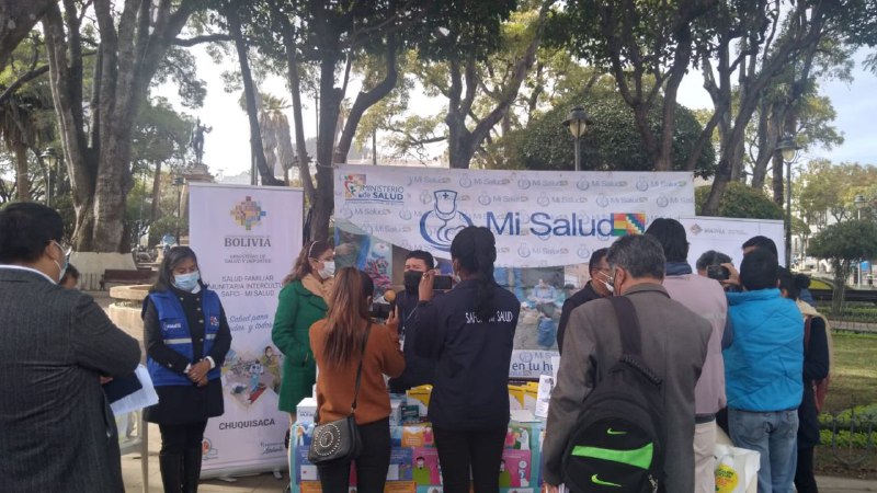 Brindan atención médica gratuita en la Feria de Salud en Tarija