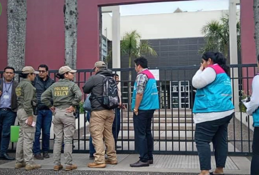 Gobierno insta a sancionar a responsables de vejámenes en el Colegio Alemán