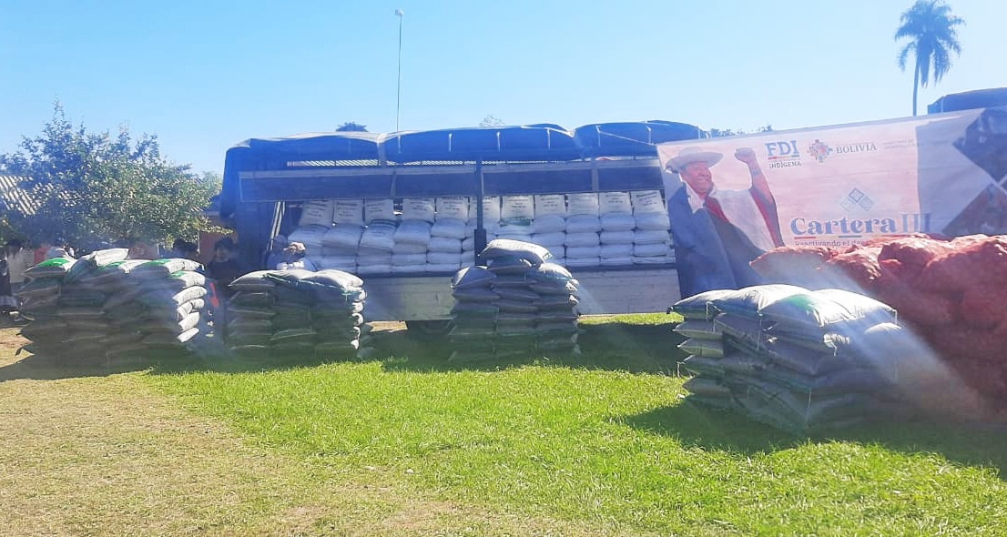 Bermejo se beneficia con maquinaria y semillas para incrementar la producción de papa