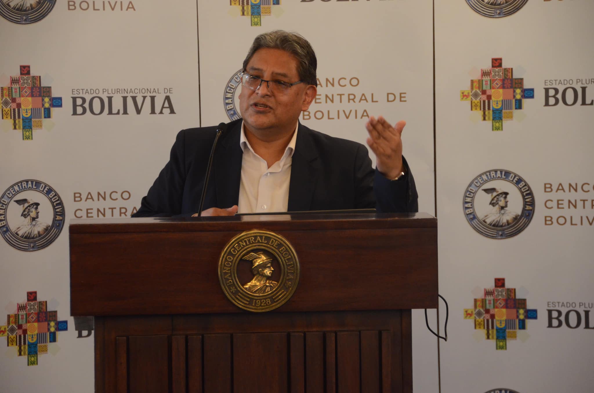 BCB afirma que $us 3.158 millones de reservas cubren “satisfactoriamente” deuda externa e importaciones