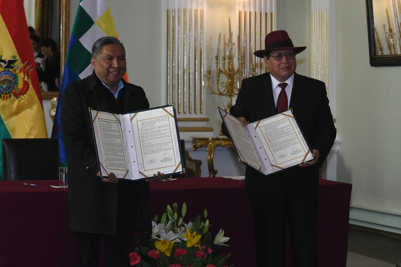 Convenio promocionará la riqueza cultural del país en el mundo y fortalecerá el Archivo de Relaciones Exteriores