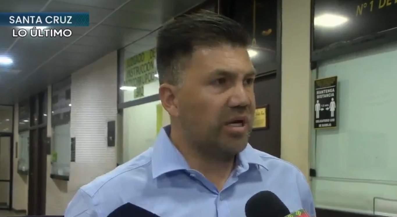 Justicia dispone detención domiciliaria para detenida por corrupción en la CNS Santa Cruz