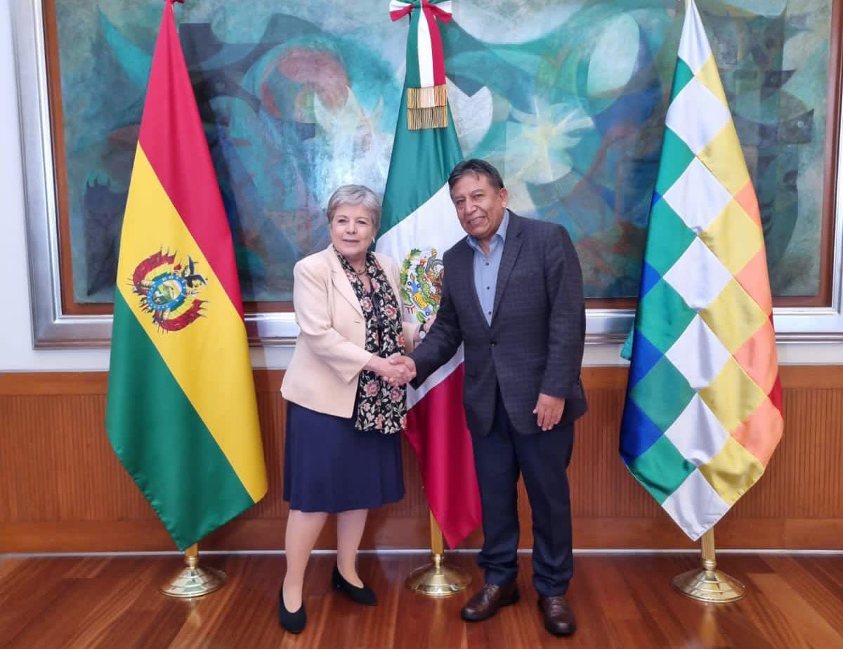 México respalda a Bolivia para liberar a la hoja coca de la lista de estupefacientes