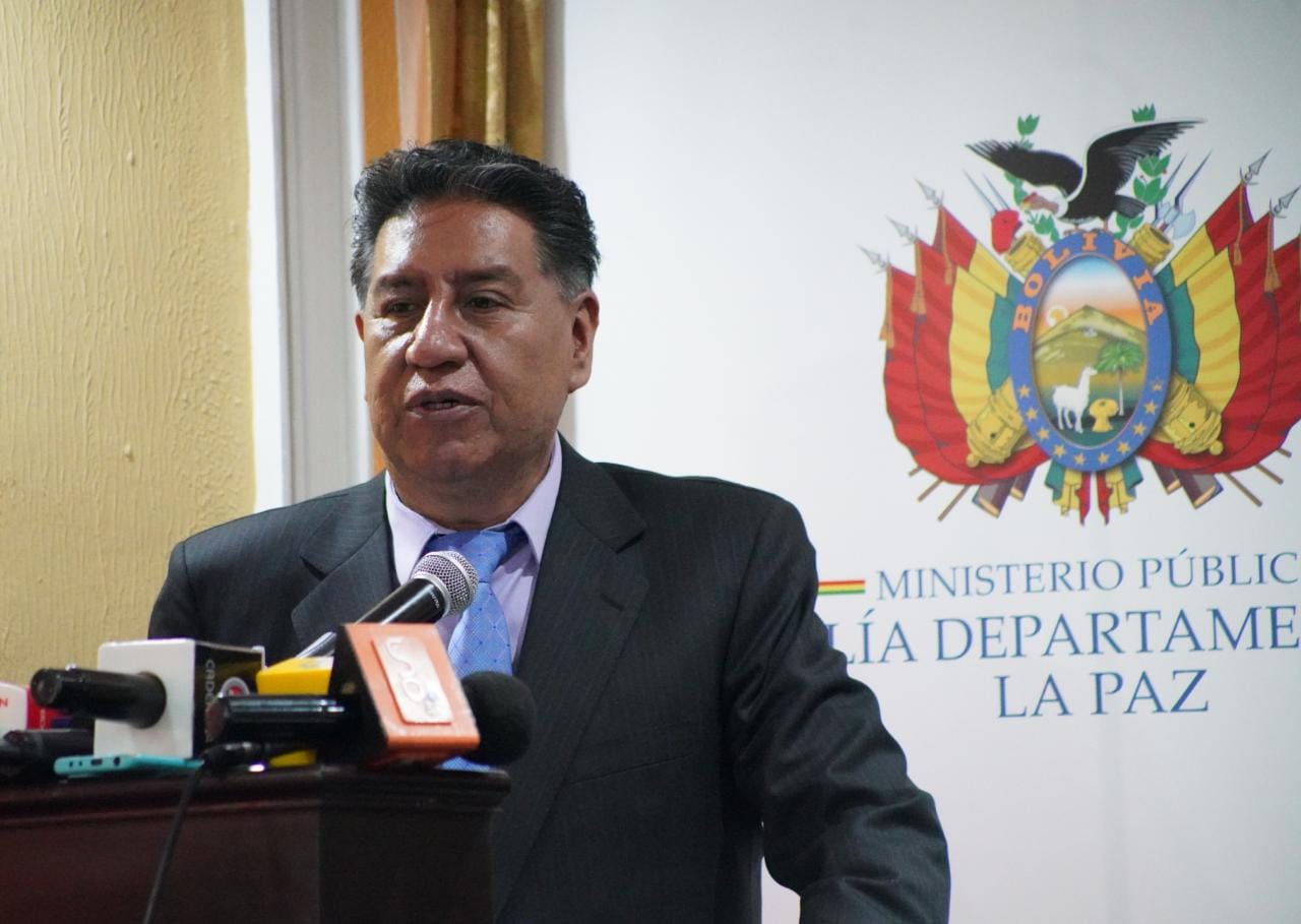 Fiscalía pide declarar en rebeldía a la “testigo clave” del caso coimas