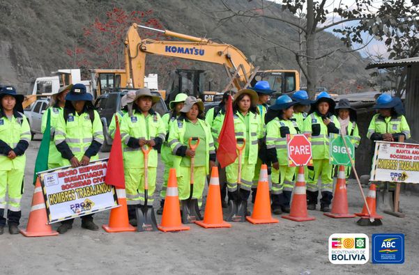 ABC inicia obras de mejoramiento vial en el norte de La Paz