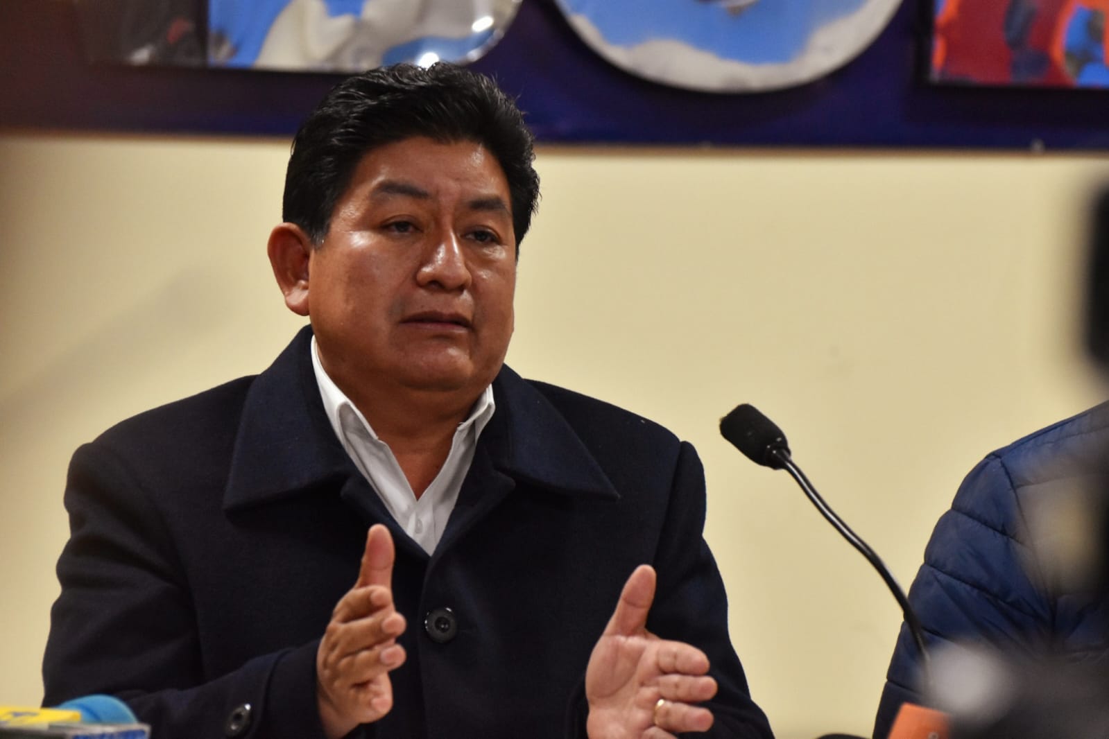 Ministro Montaño reitera que Amaszonas puede seguir operando hasta diciembre de 2024