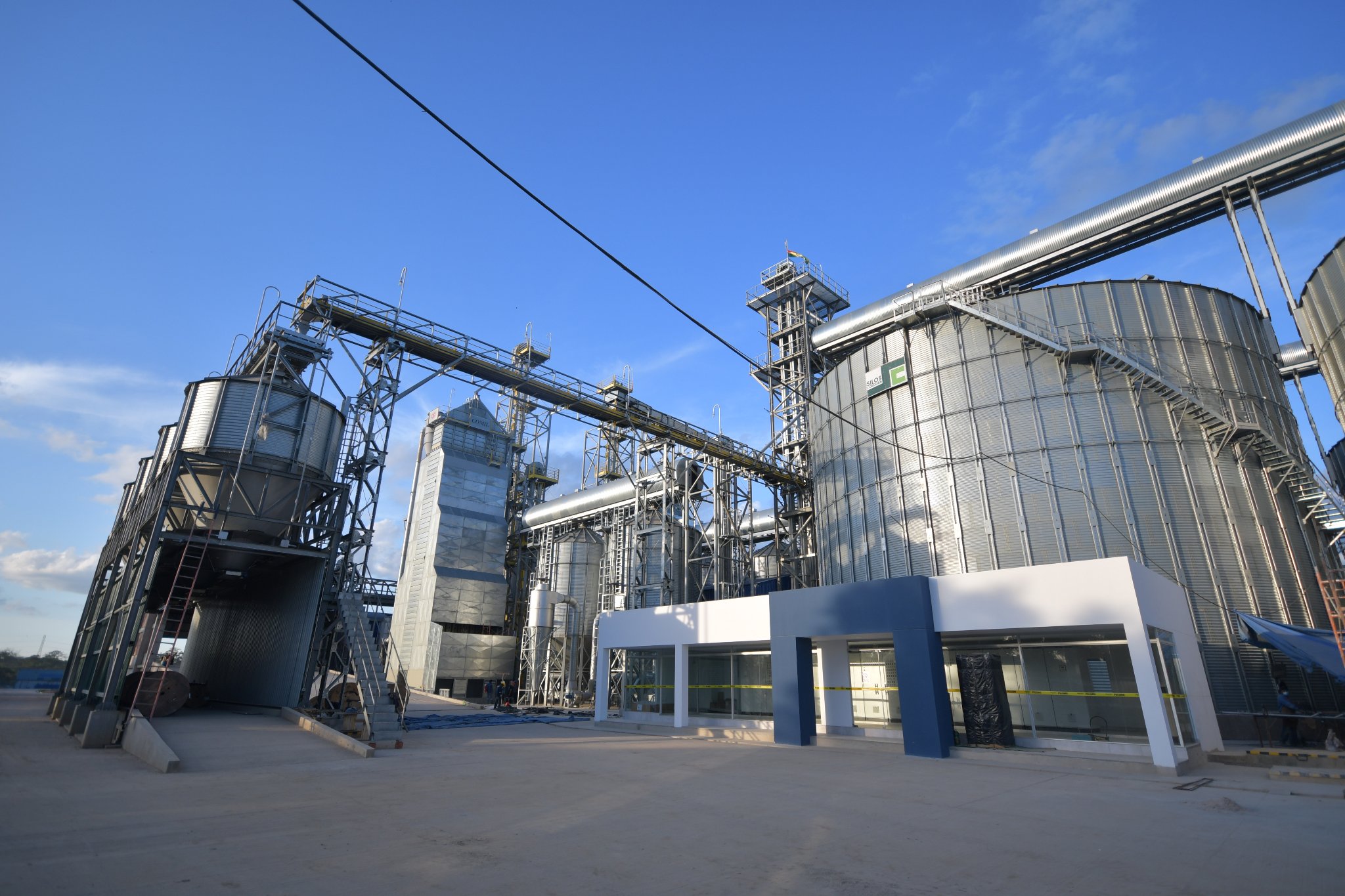 Construcción del centro de transformación de granos en Yacuiba tiene 40% de avance