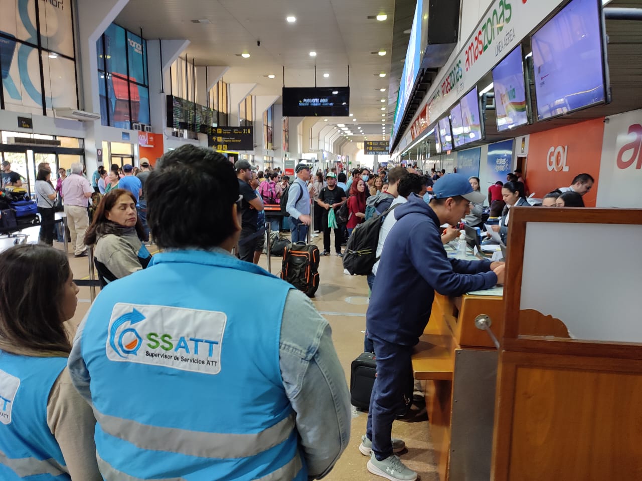 ATT aclara que Amaszonas debe devolver costo de pasaje en un plazo de 45 días a partir de la solicitud