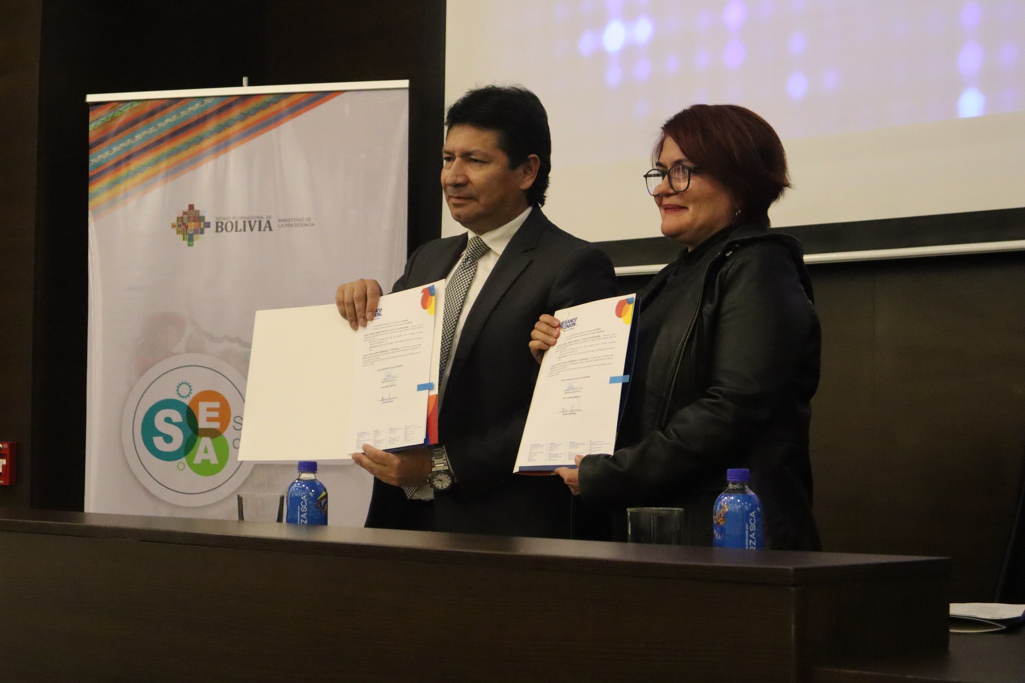 Acuerdo permite a servidores públicos acceder a cursos de educación financiera