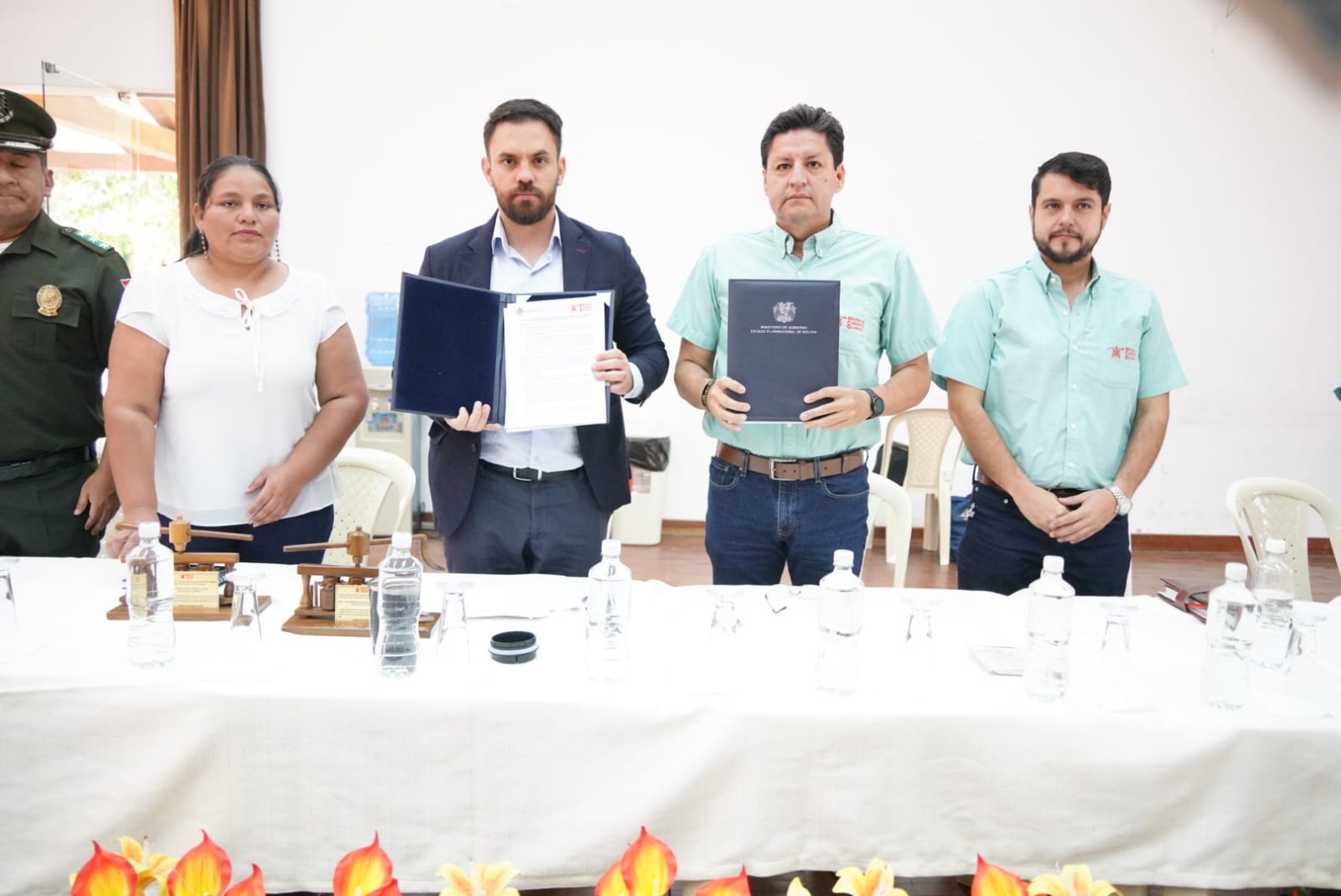 Gobierno firma convenio con asociación de cañeros para garantizar provisión de combustible