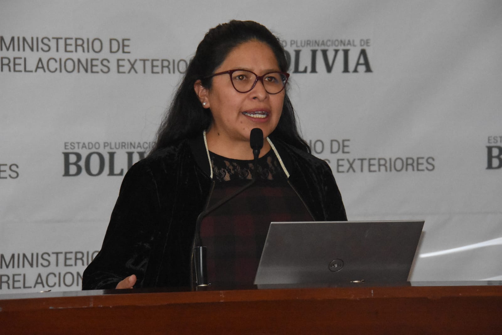 Bolivia expone en Panamá iniciativas para luchar contra la trata y tráfico de personas