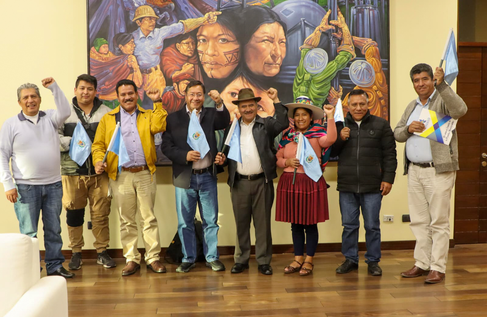 Arce y autoridades de Cochabamba coordinan agenda de obras y desarrollo para el aniversario departamental 