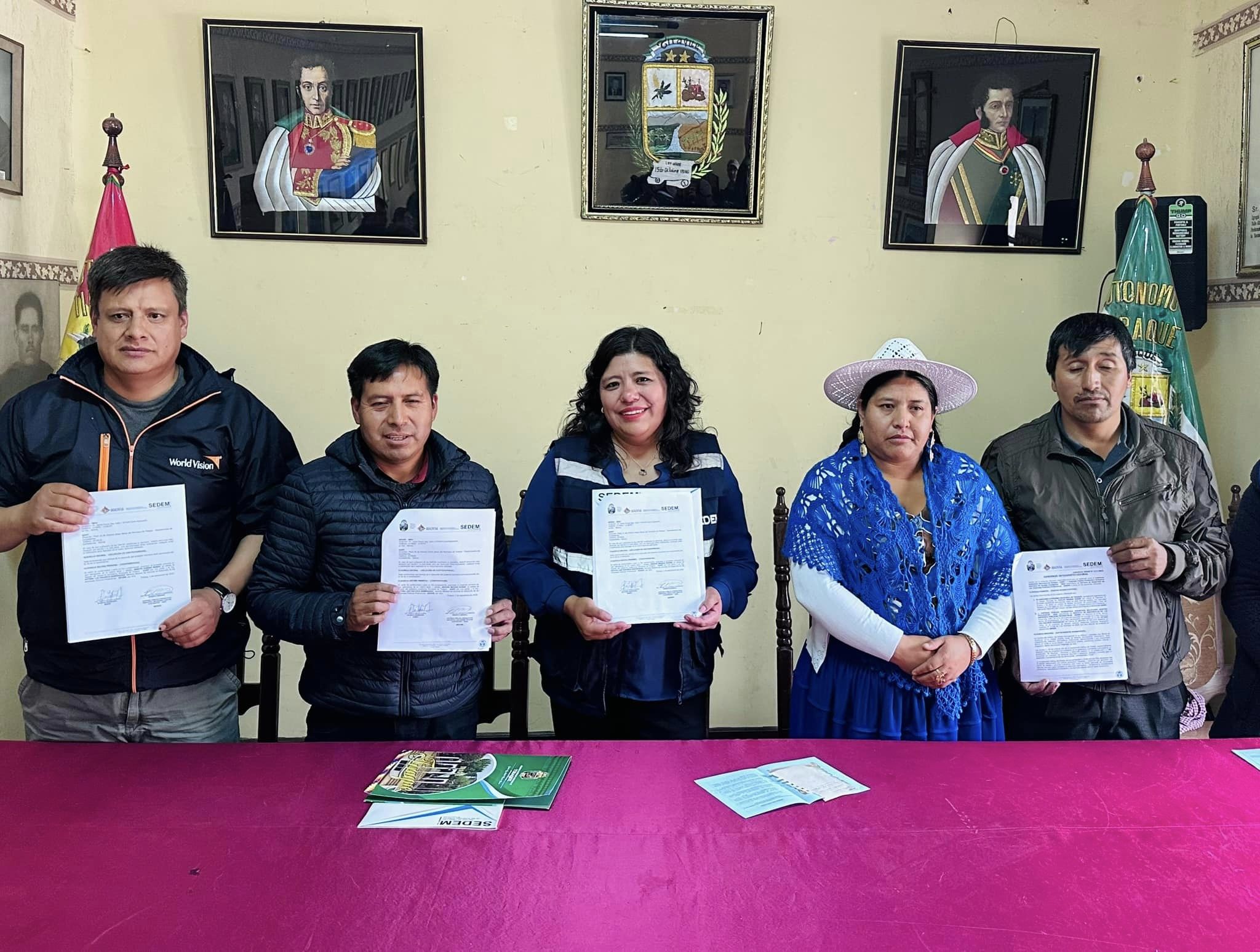 Convenio viabiliza dotación de terreno para emplazar el centro de acopio de aceites con Bs 68 millones de inversión