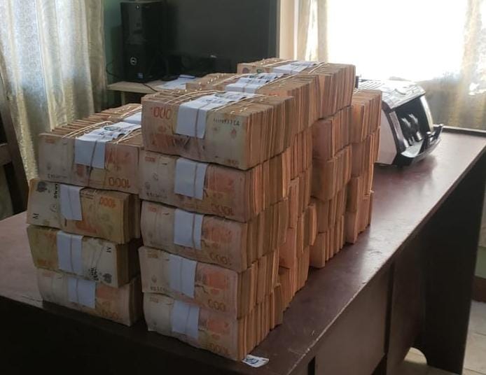 Militares comisan 92.3 millones de pesos argentinos en la fronteriza Bermejo 