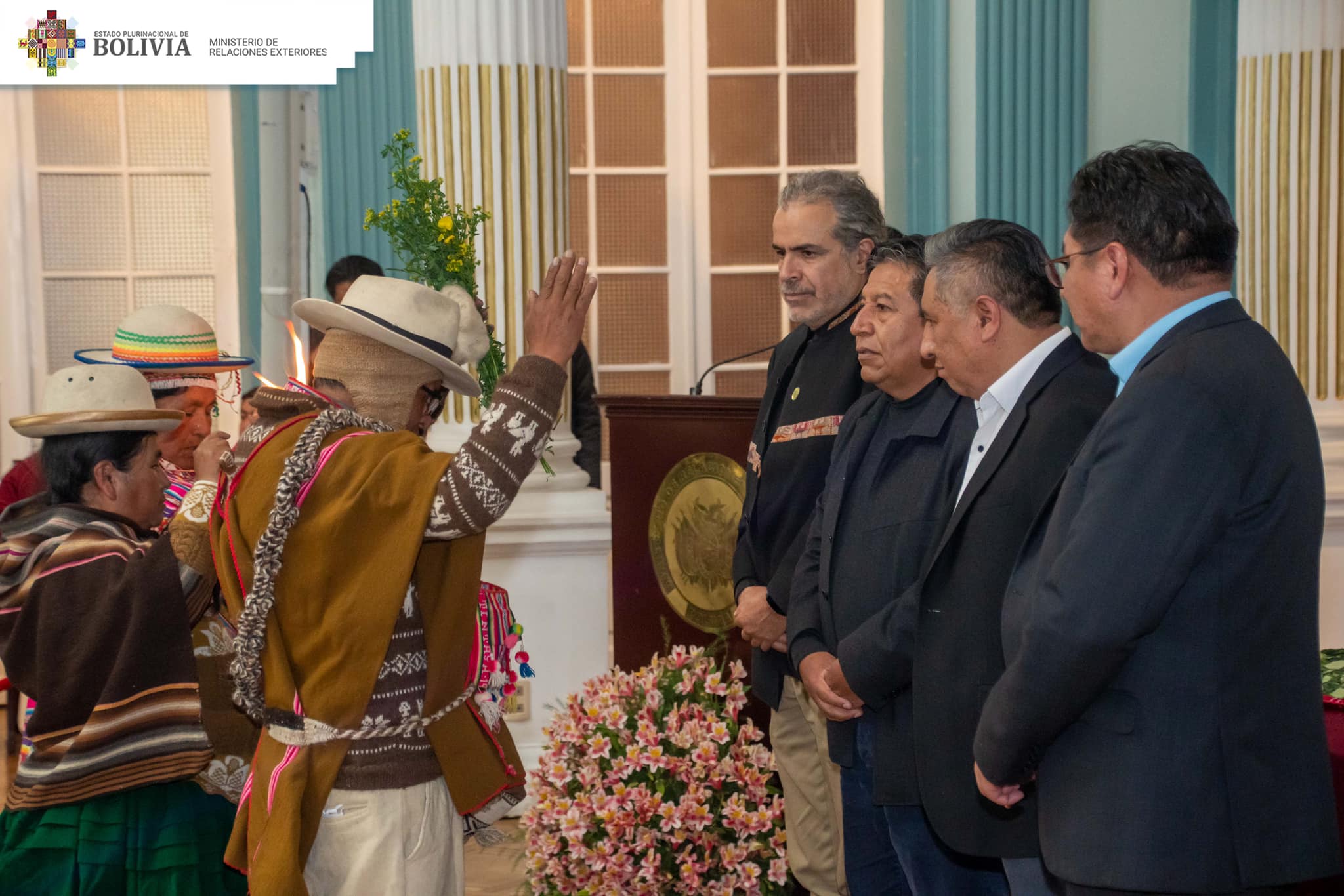 Bolivia busca por vía informativa, jurídica y política desclasificar a la hoja de coca de la Lista I de Estupefacientes