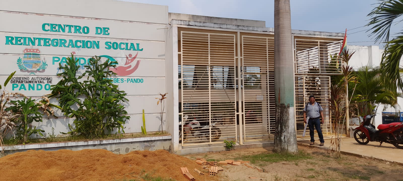Analizan situación jurídica de adolescentes del Centro de Reintegración Social “Villa Rojas” de Pando