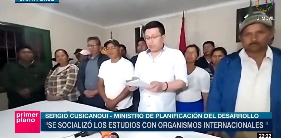 Gobierno logra que en Buena Vista levanten el bloqueo, comunarios exigen a la Gobernación aceptar resultados del estudio