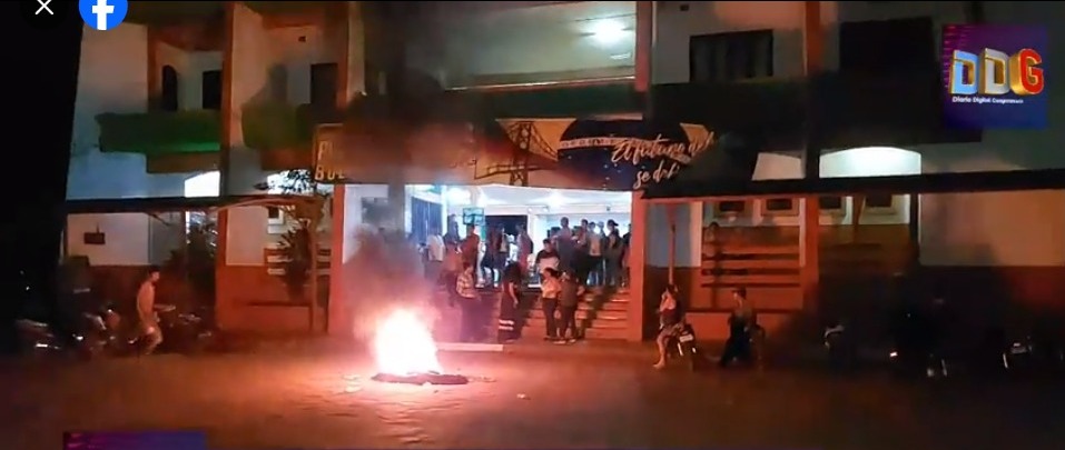 Viceministro Gutiérrez denuncia que comisión oficial fue "secuestrada" en Guayaramerín