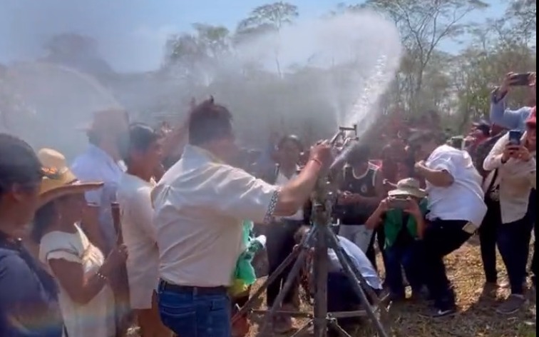 Arce destaca muestras de cariño del pueblo cruceño y refirma compromiso por el desarrollo