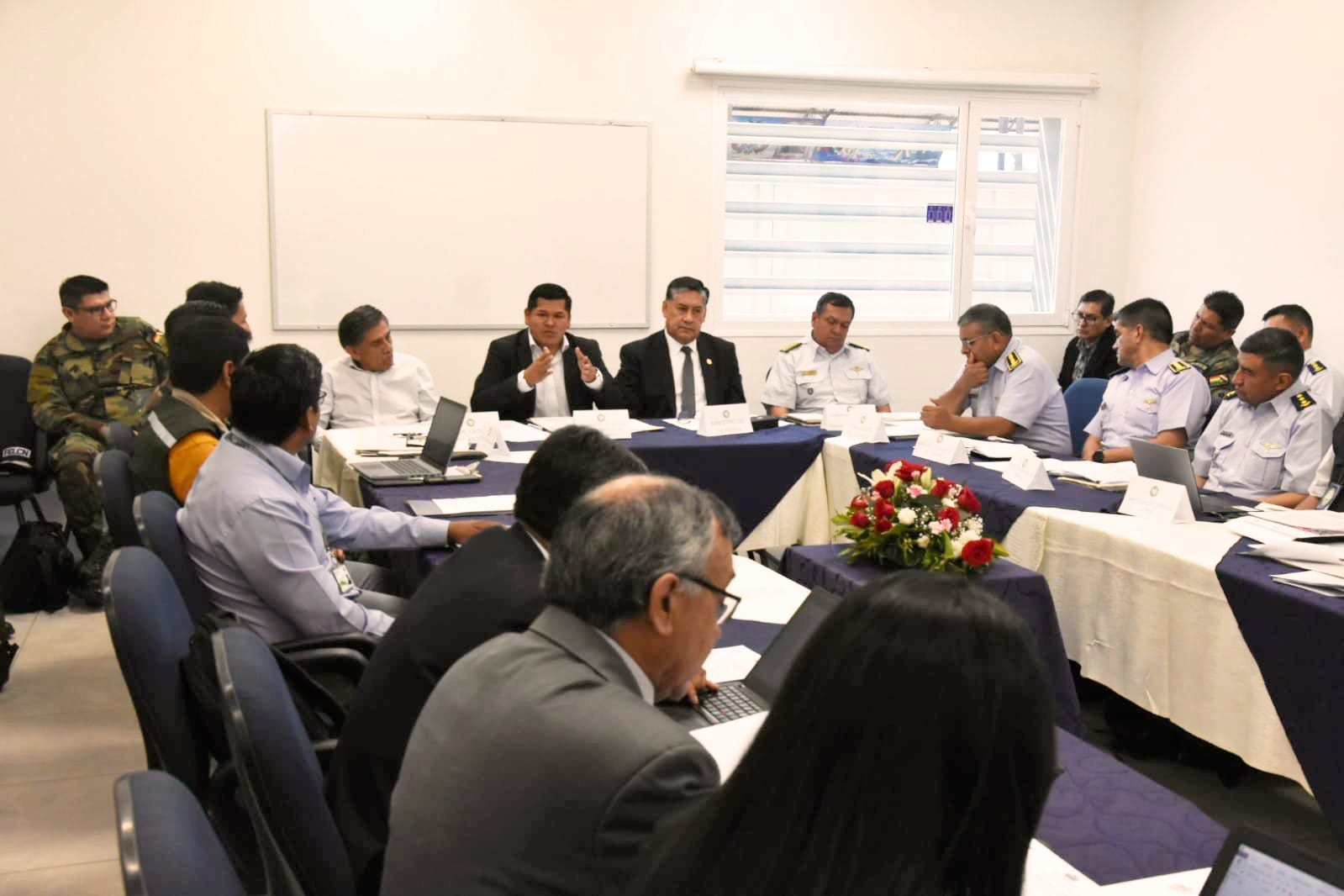 Entraron en operaciones 13 radares y permitirán neutralizar el puente aéreo del narcotráfico