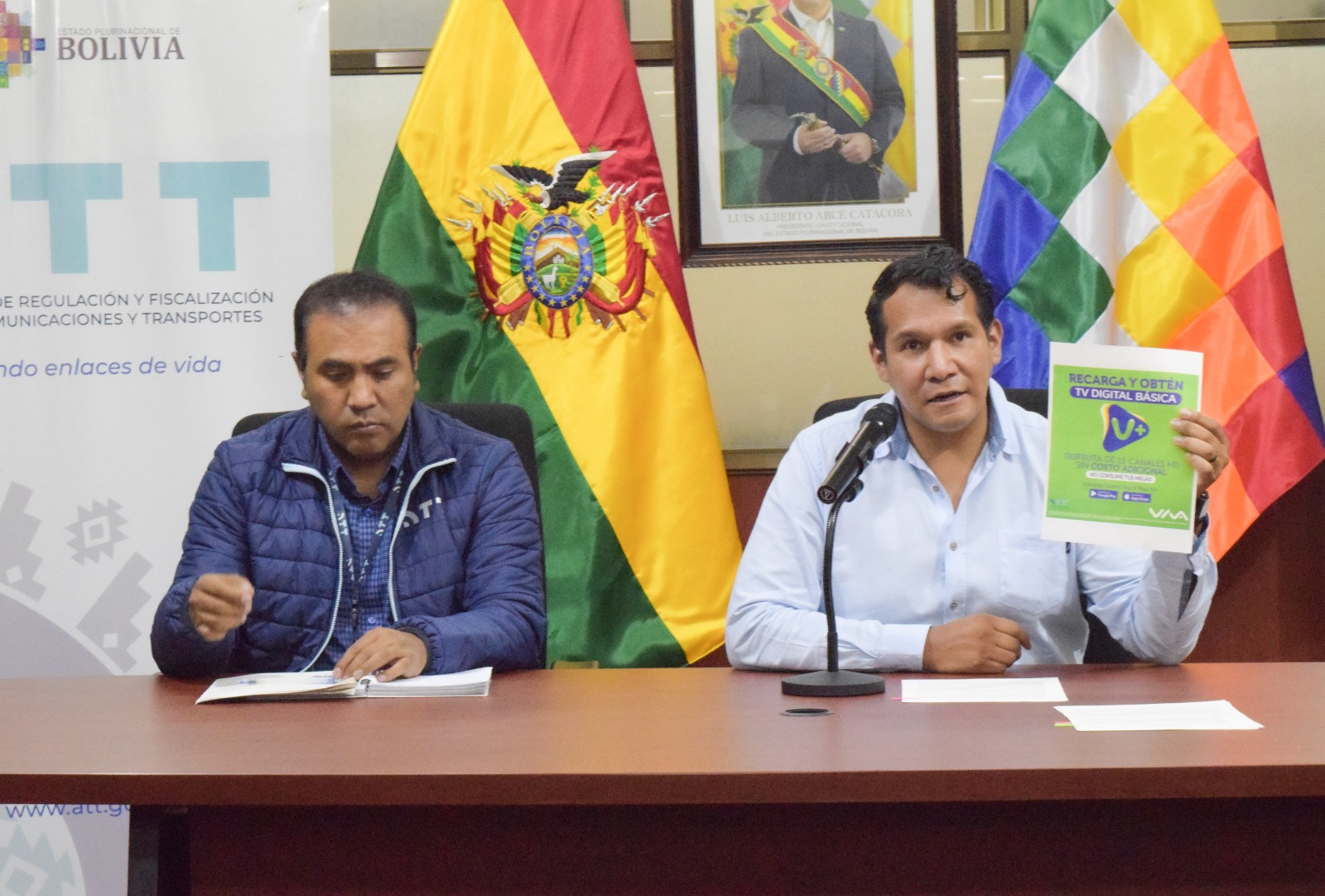 ATT sanciona a VIVA por el servicio no autorizado de TV por cable “V+”