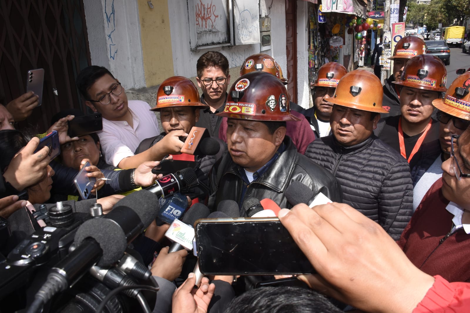 COB define en ampliado su participación en el cabildo de El Alto y postura sobre la coyuntura política 