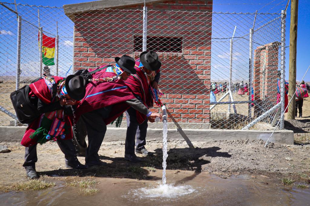 Gobierno prevé superar las 1.000 perforaciones de pozos de agua en todo país hasta 2024