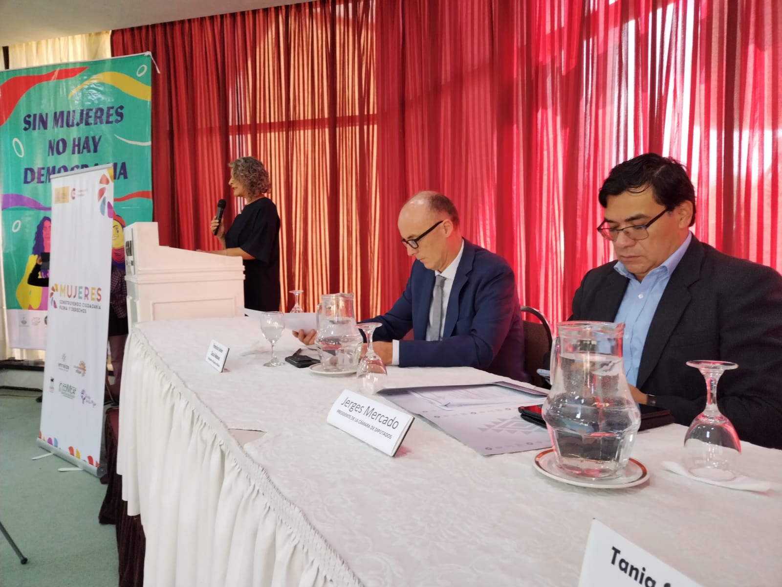 Bolivia, Argentina y España dialogan sobre cómo legislar para reducir brechas sociales y de género