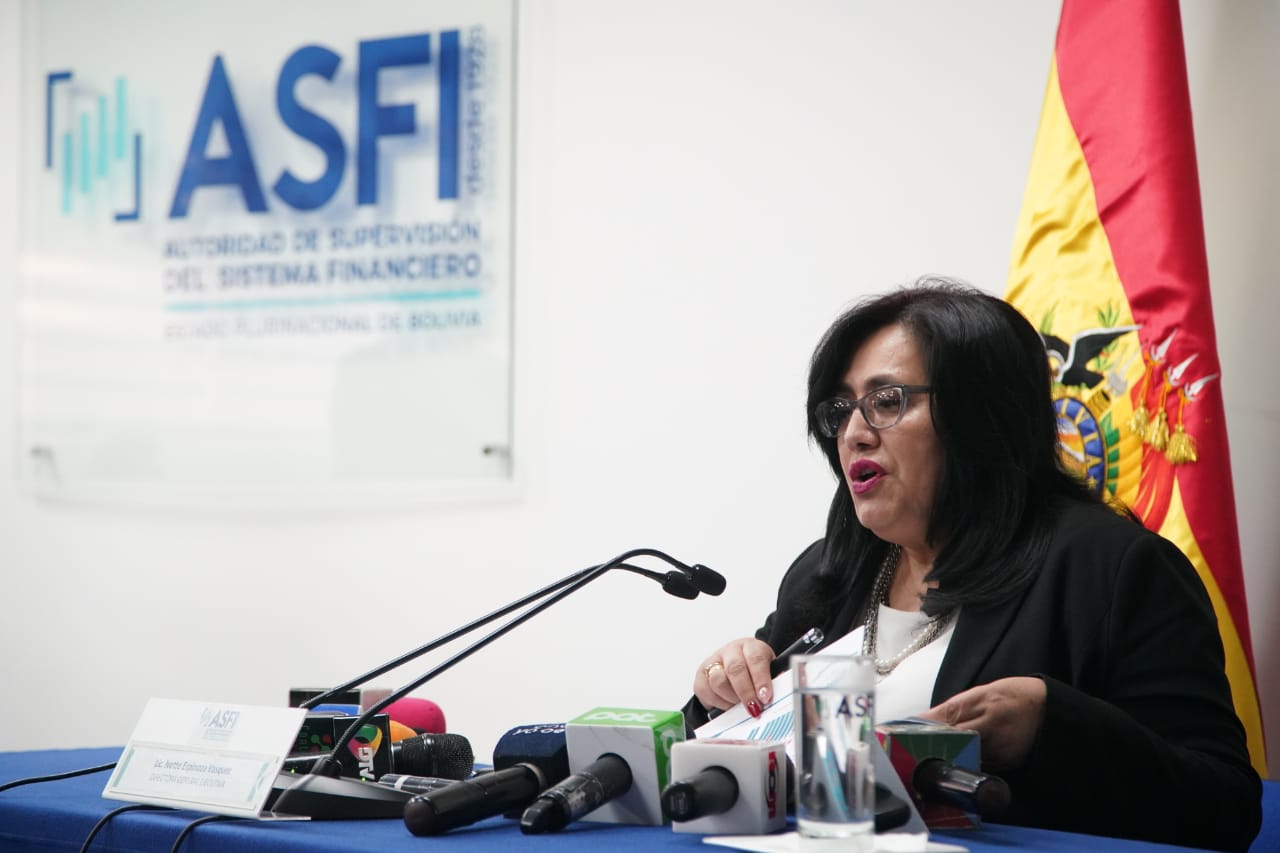 Sistema financiero boliviano registra récord de 14,8 millones de cuentas de ahorro 