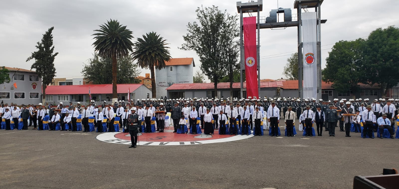 Defensa entrega 161 libretas de servicio militar a personas con discapacidad en Cochabamba
