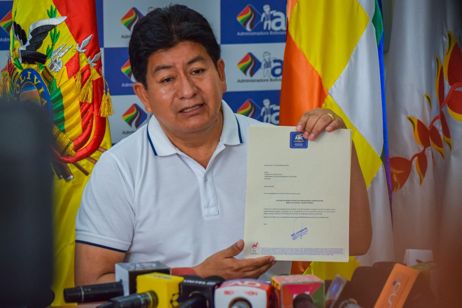 Ministro convoca a alcaldes de Pailón, Cotoca, El Torno y La Guardia a reunión para construir la doble vía