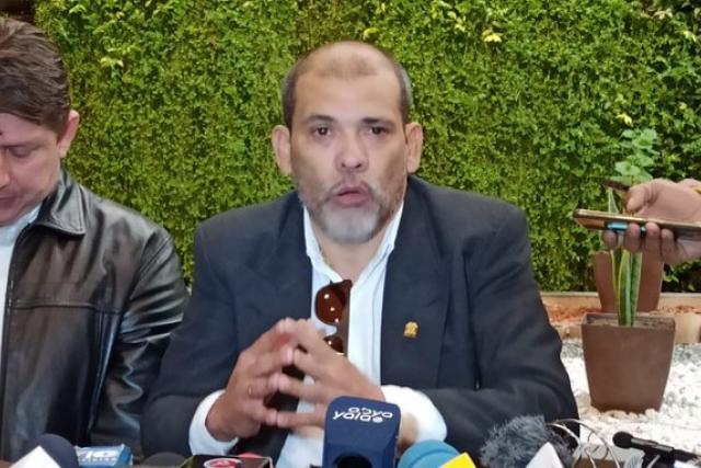 Jefe de Creemos anuncia que apoyará a Israel Huaytari como presidente de Diputados