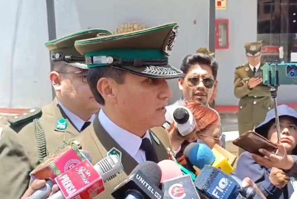 Investigan en la vía disciplinaria al exdirector de la Felcn de La Paz por balacera en Desaguadero