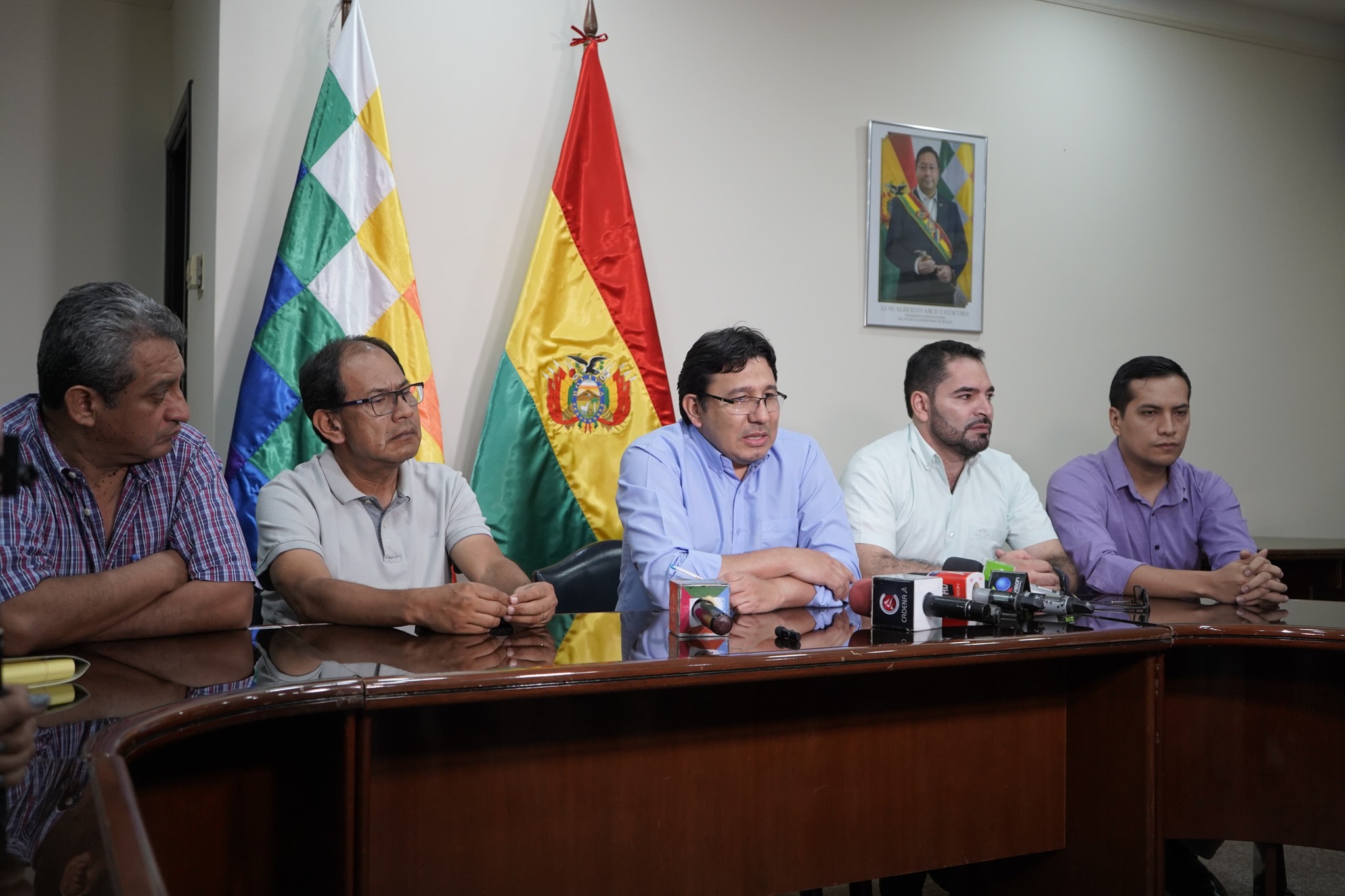 Gobierno se reúne con agroindustriales y garantiza la provisión de diésel