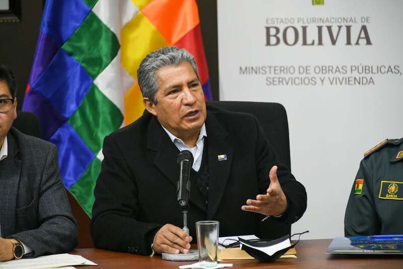 Ministro Novillo ve que acuerdo “evistas”-oposición apunta a derrocar a Arce “lo antes posible”