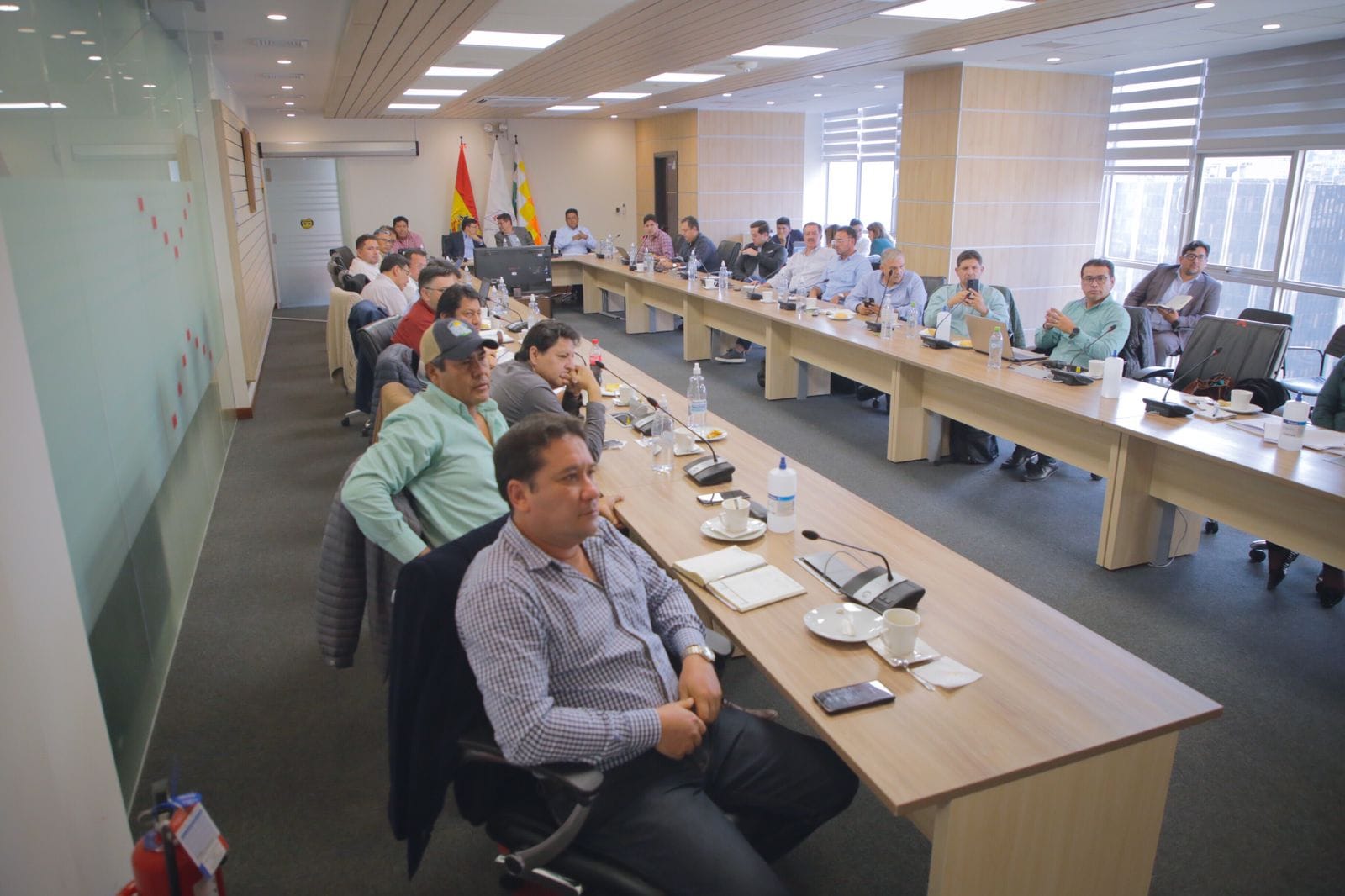 Hidrocarburos plantea mantener precio del etanol, atender exigencia de cañeros representa Bs 140 millones adicionales